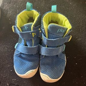 Plae kids shoes size 13